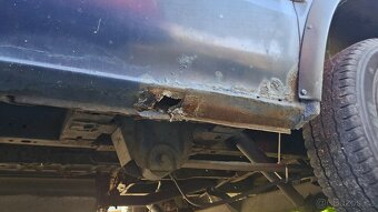 Ford Transit 2,0 TdDi - 15