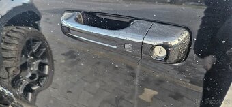 DODGE RAM 1500 5.7 HEMI 4x4 FULL LED KOLESO 22 - 15