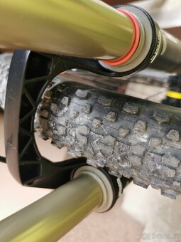 Horske kolo kellys stage 50 carbon kola 29 velikost M - 15