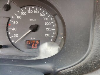 Renault clio - 15