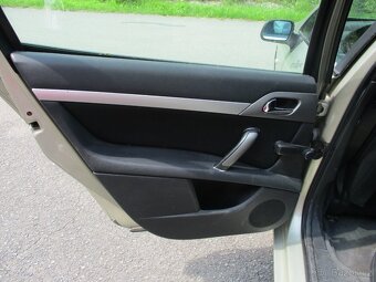 PEUGEOT 407 - 1.6 HDi Kombi - nové STK - 15