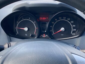 Ford Fiesta 1,25 16V 60kW 31,000km | PRVNI MAJITEL - 15