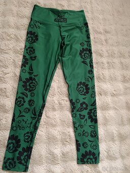 Dámske legíny vel.L - 15