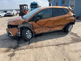 Renault Captur 0.9 TCE 66kw LIMITED 2018 62TKM - 15