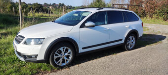 Též na splát.ky Škoda Octavia combi III Scout 2.0TDI 135 DSG - 15