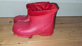 Nové chlapecké boty různé značky i velikosti - 15