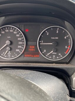 BMW E91 320 120KW rok 2007 - 15