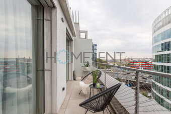 Moderní byt 1+kk s velkým balkonem a sdílenou terasou – Smíc - 15