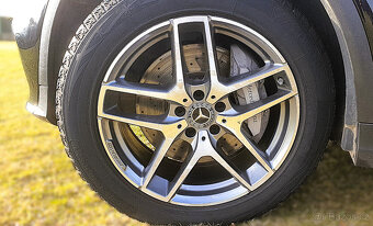 Prodám Mercedes GLC 250d AMG line 559000+DPH - 15