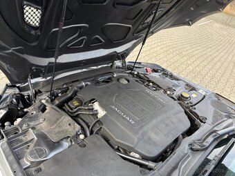 Jaguar F-Type R 5,0,405kw,SERVIS,37tkm,3/2016 - 15