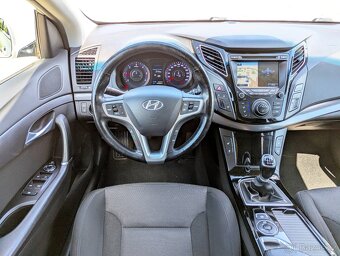 HYUNDAI i40 Combi 1.7CRDi 100kW, Business, 104712km, 2015 - 15