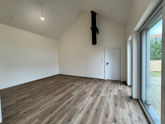 Pronájem, rodinný dům, 347 m2, Mohelnice - 15