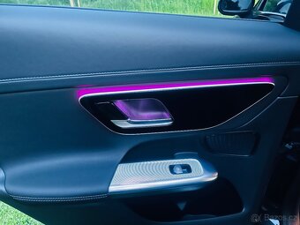 Mercedes-Benz GLC 300d 4MATIC - 15