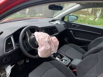 Predám havarovanú Seat Ateca 1,5tsi 110kw Dsg 8/2024. - 15