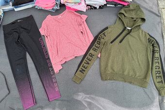 Dívčí oblečení vel. 142-158 - 15