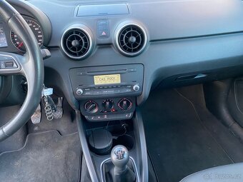 Audi A1 1.2 TFSi 63kw ATTRACTION najeto 113tkm - 15