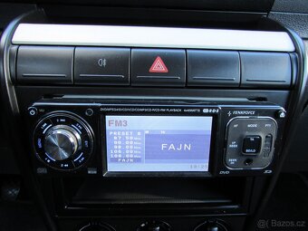 Volkswagen Fox 1.2i 40kW, nová STK, serviska, klimatizace - 15