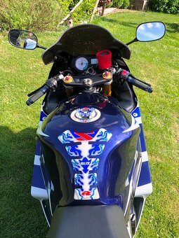 Suzuki GSXR 1000, REZERVACE, TOP stav, nebouraná - 15