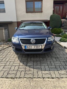 Volkswagen Passat B6 sedan - 15