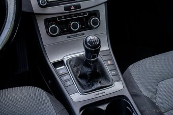 Volkswagen Passat B7 2.0TDI 4MOTION Comfortline - 15