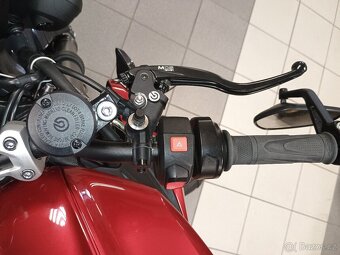 TRIUMPH STREET TRIPLE 765RS MY2024 - 15