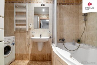 Prodej bytu 3+1 72 m2 Vysočanská, Praha - 15