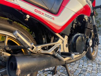 Suzuki GSX 550 E - 15
