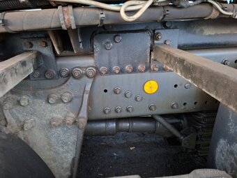 MB ACTROS 1832 6X4 - 15