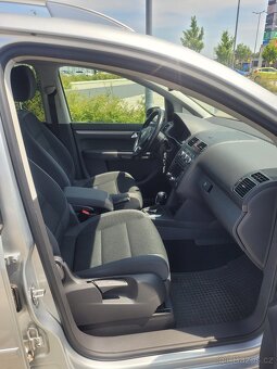 Volkswagen Touran - 15