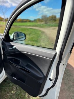 Alfa Romeo Giulietta 1.4 TB, 88kW - spolehlivá, servisovaná - 15