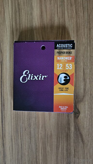 Cestovní akustická kytara Furch Little Jane - 15