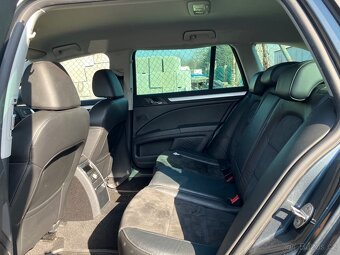 ŠKODA SUPERB II COMBI  2.0TDI 103KW DSG-2014 ELEGANCE - 15