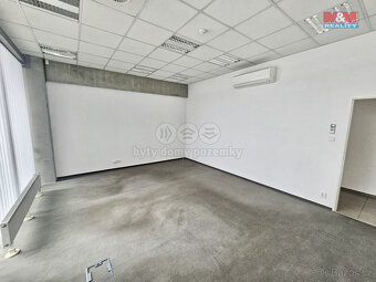 Pronájem skladových + kancelářských prostor 300m², Nupaky - 15