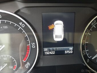ŠKODA SUPERB III KOMBI 2,0 TDI,7-DSG,NAVI,2018 - 15