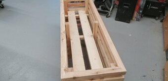 Dekorativní vyvýšené modřínové záhony - 15