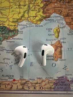 Apple iPhone 11 Pro 64GB Silver + Apple AirPods 3 - 15
