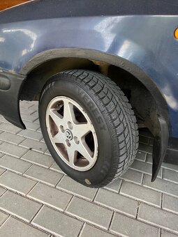 Prodám Škoda Felicia Pickup LXI 1.3 - 15