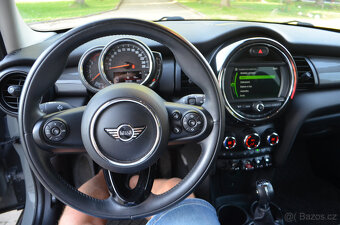 PRODÁM MINI COOPER 1.5D 5-DVÉŘ 2018 TOP STAV NAVI - 15