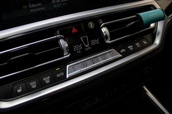 BMW Rad 3 320d Advantage A/T RWD - 15