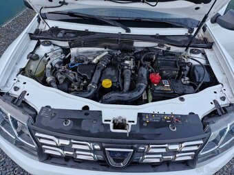 Duster 1,5dci, 80kW, 4x4, 2018, Čr, n.STK - 15