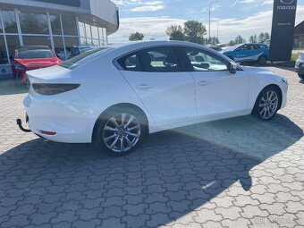 Mazda 3 G122Plus sedan - 15