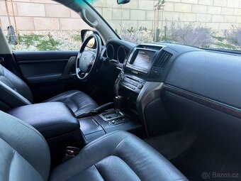 Toyota Land Cruiser 200 4.5 V8 D-4D - 15