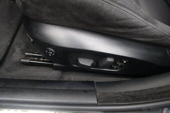 BMW E90 325i M-Paket Manuál - 15