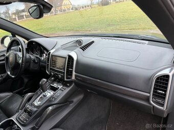 Porsche Cayenne 3.0 TDi 180kw rok- 2011 DPH - 15