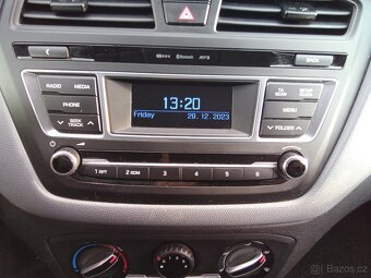 Hyundai i20 1.2i Select, Najeto 49 tis.km - 15