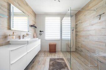 Prodej rodinného domu 240 m², pozemek 917 m² - Kaplice - 15