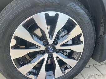 SUBARU OOUTBACK 2,5 i benzín - 15