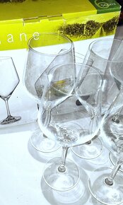 SADA DESIGN SKLENKY NA VÍNO (5+1ks) 560ml - 15