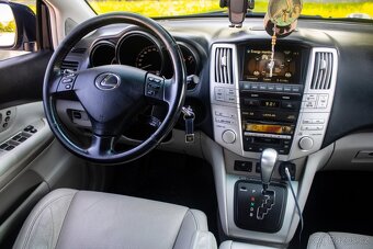 Lexus RX 400 H - 15