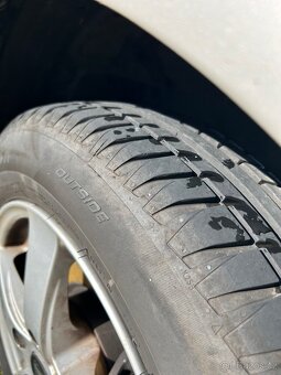Hyundai i30 1.4 - 15